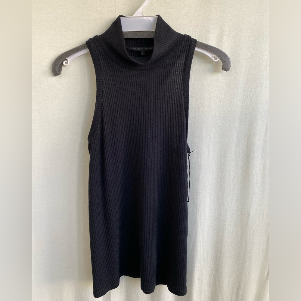Ribbed turtleneck tank top
